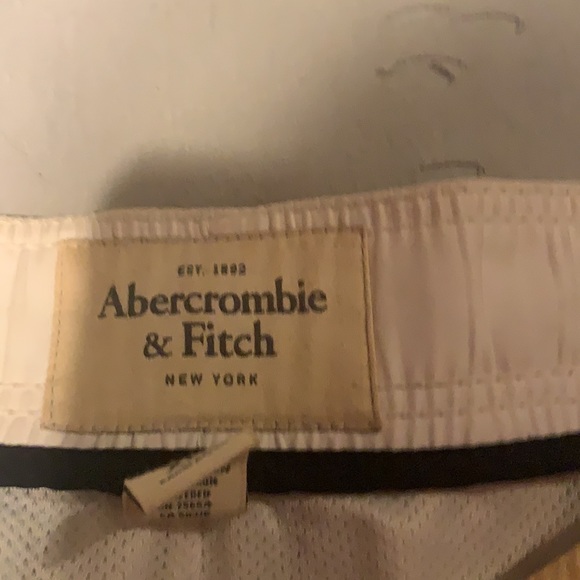 Swim trunks/ shorts - Picture 2 of 4